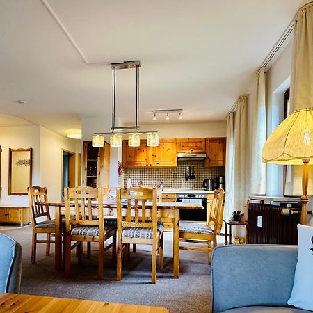 Ferienwohnung Lotti + Hochschwarzwald Card ทิทิเซ-นอยชตัดท์ ภายนอก รูปภาพ
