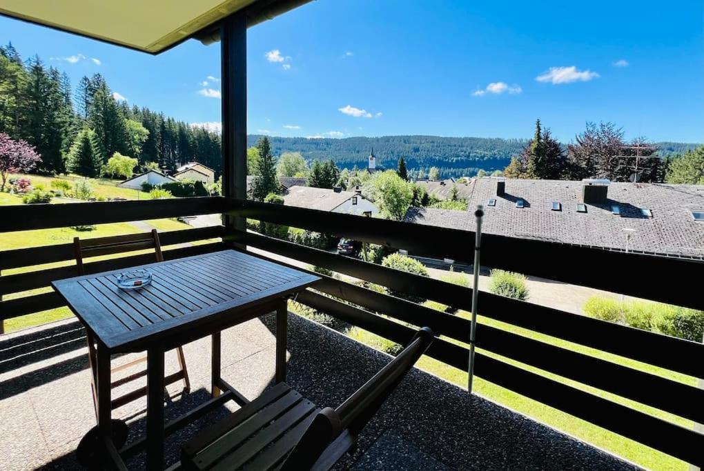 Ferienwohnung Lotti + Hochschwarzwald Card ทิทิเซ-นอยชตัดท์ ภายนอก รูปภาพ