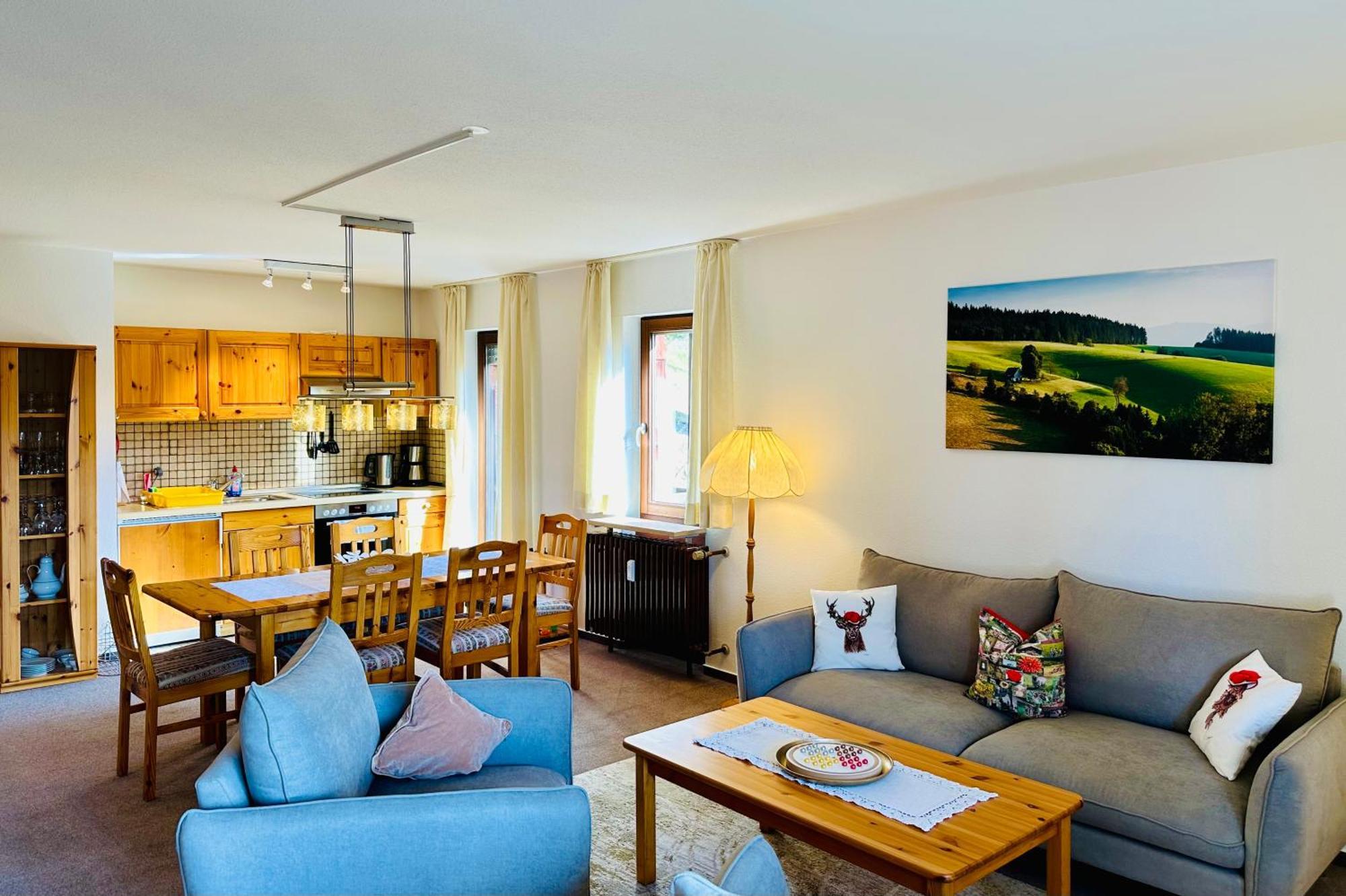 Ferienwohnung Lotti + Hochschwarzwald Card ทิทิเซ-นอยชตัดท์ ภายนอก รูปภาพ